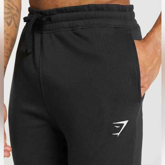 Gymshark‎ CREST JOGGERS Black Medium NWT in packaging - Picture 3 of 7